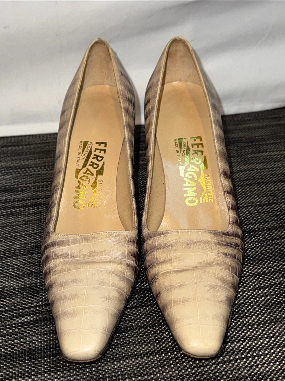 Embossed Leather Animal Print Pumps